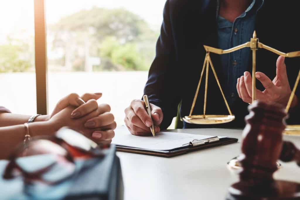 Court Applications vs. Mediation: A Less Stressful Path with EH Mediation Sittingbourne